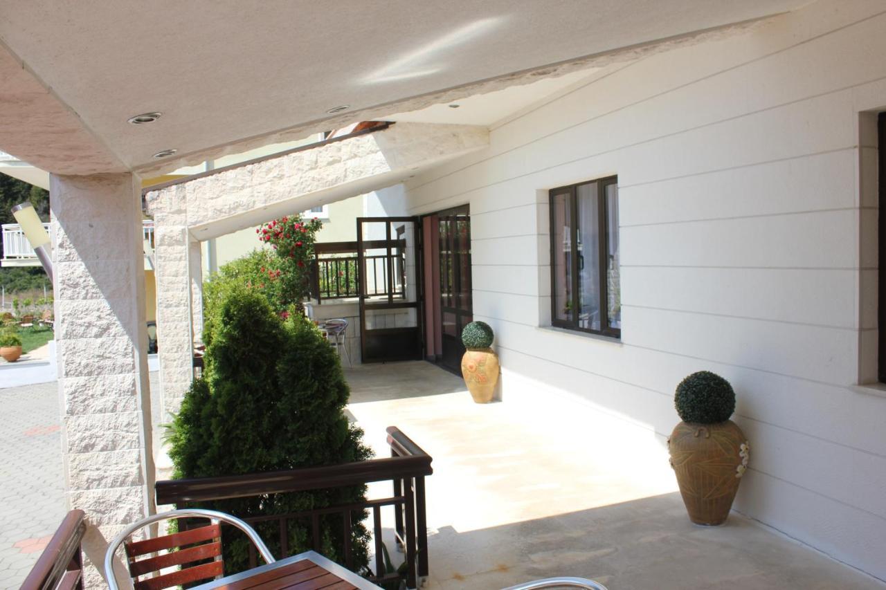 Guesthouse San Antonio Ploce  Buitenkant foto